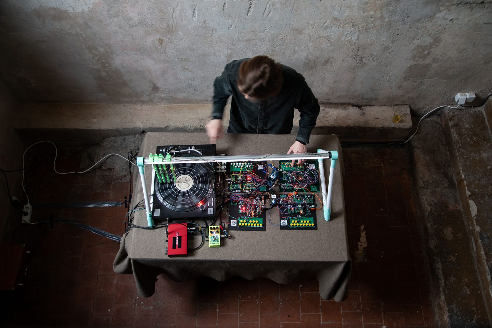 Humans, non-humans, with and without humans